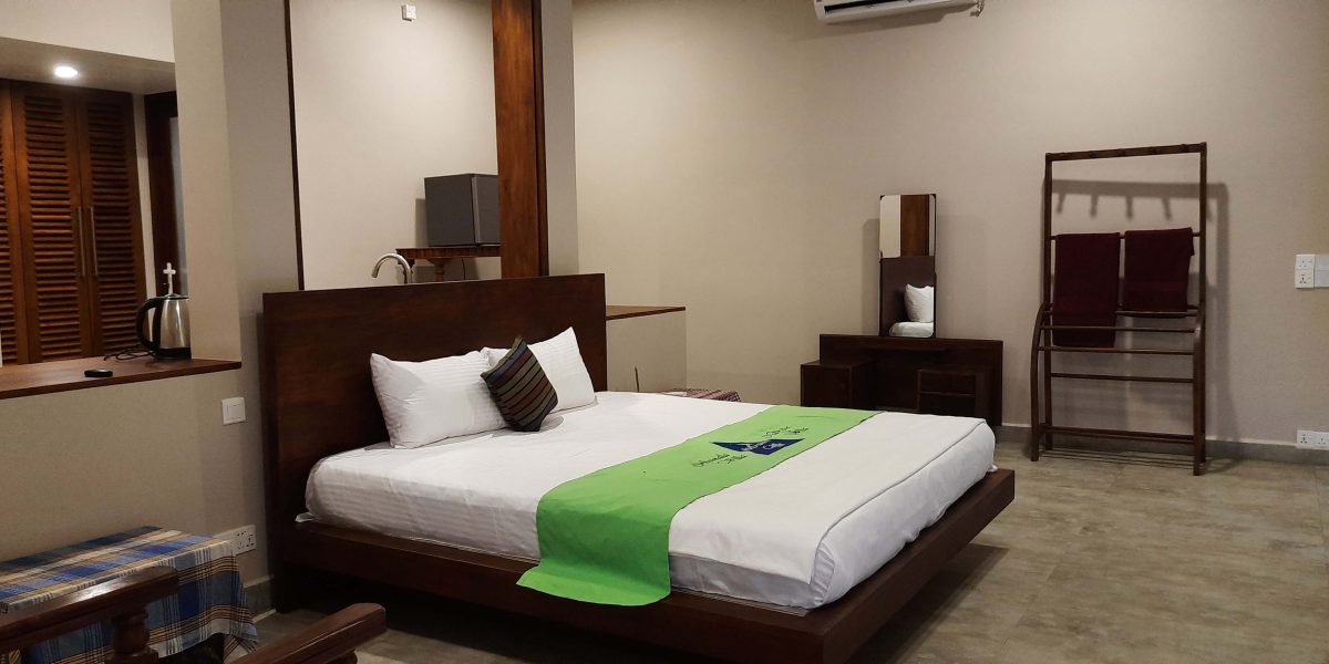 Junior Suite with  Pool View